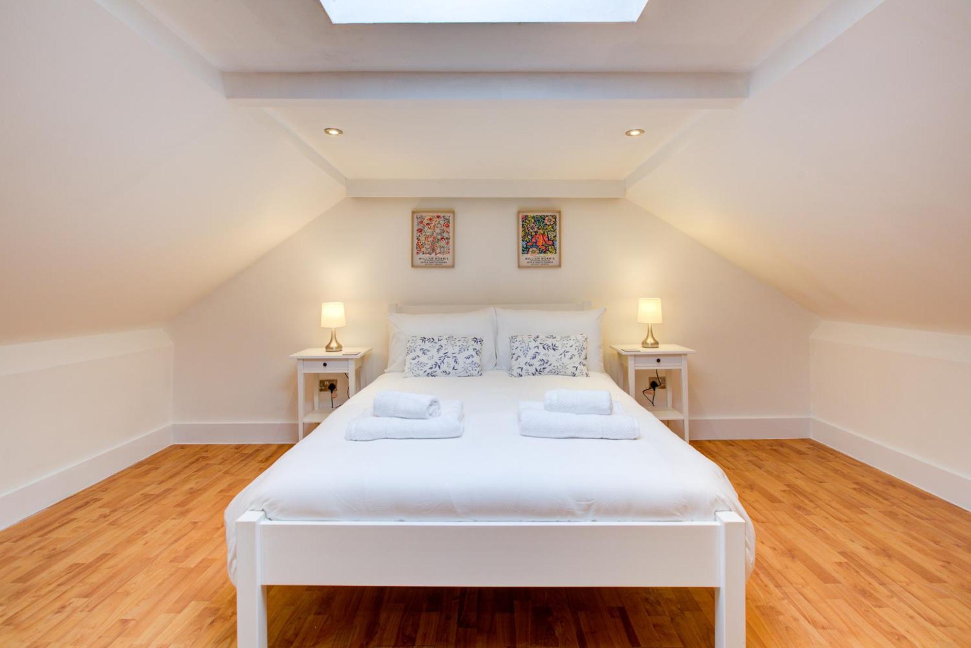 Wonderful Two-Bedroom Apartment London Exterior foto