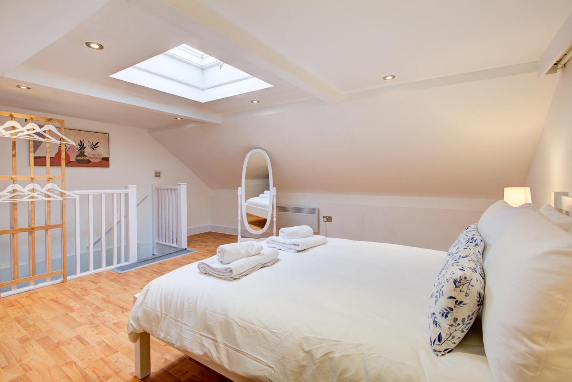 Wonderful Two-Bedroom Apartment London Exterior foto